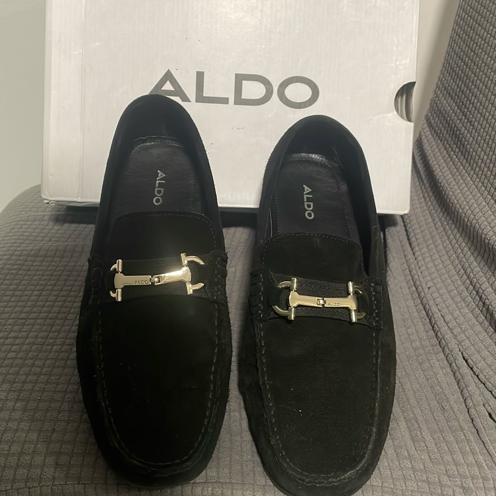 Dress shoes